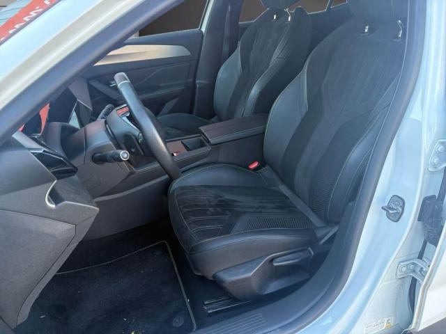 Peugeot 408 image 8