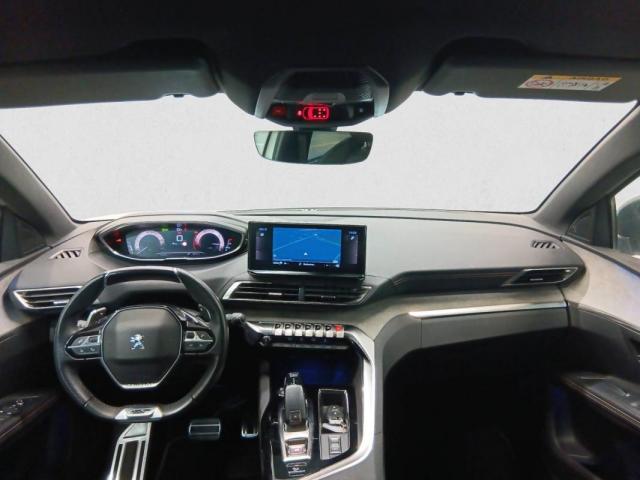Peugeot 5008 image 1