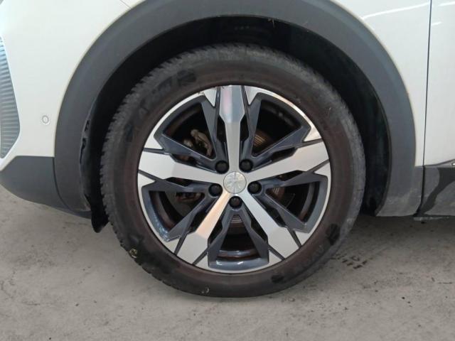 Peugeot 5008 image 3