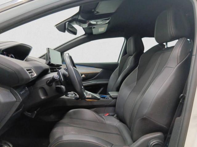 Peugeot 5008 image 2