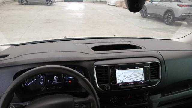 Citroen Jumpy image 2