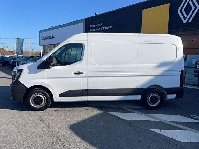 Renault Master image 2