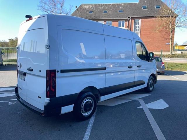Renault Master image 4