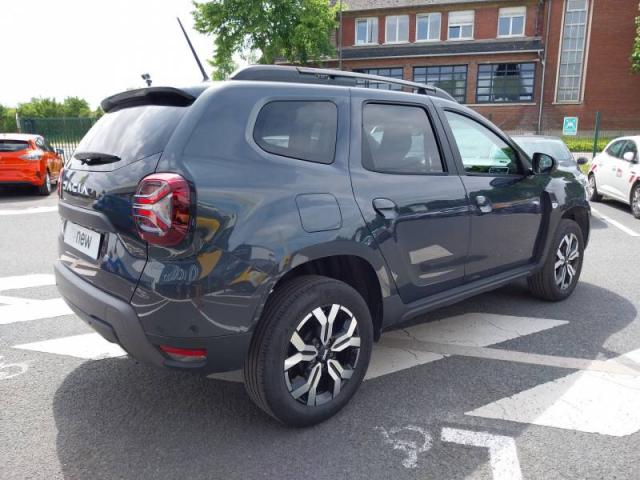 Dacia Duster image 4