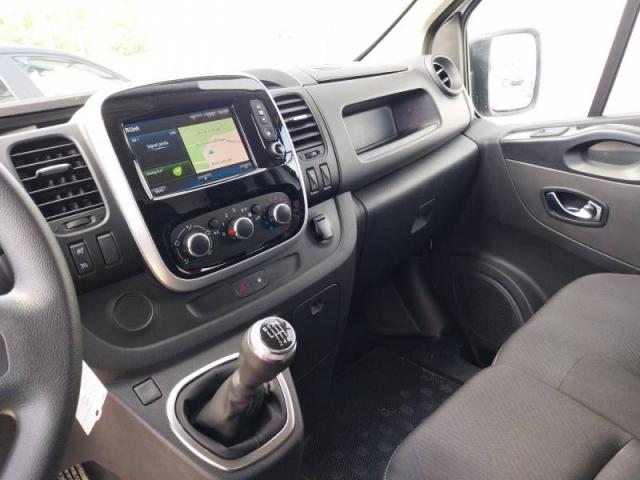Renault Trafic image 7