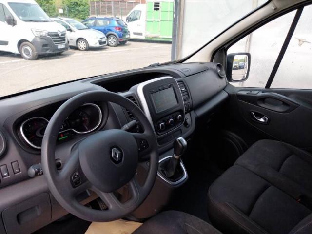 Renault Trafic image 7