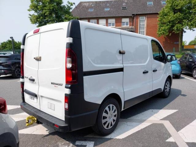 Renault Trafic image 8