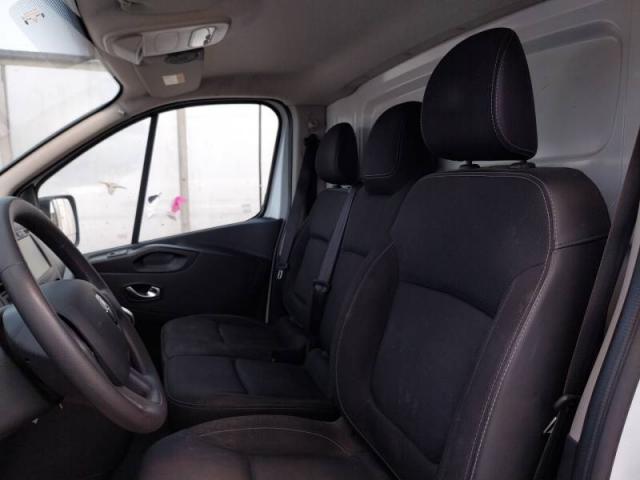 Renault Trafic image 5