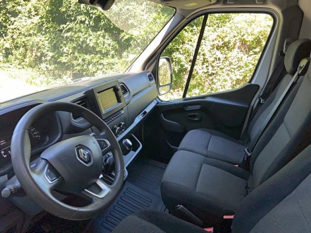 Renault Master image 1