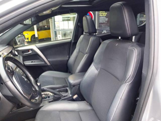 Toyota Rav4 image 4