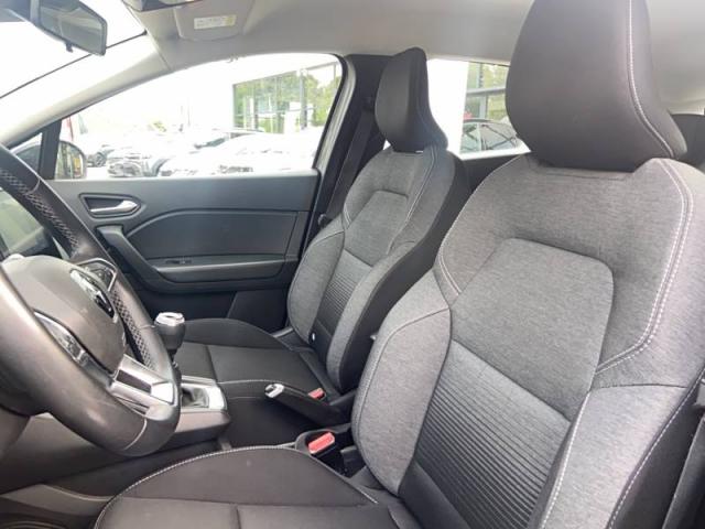 Renault Captur image 9
