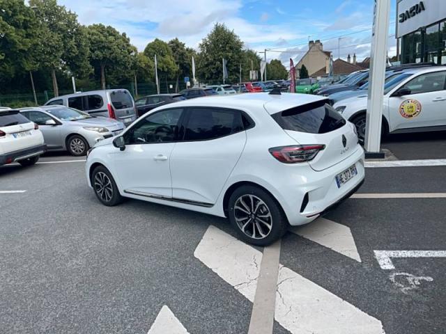 Renault Clio image 2