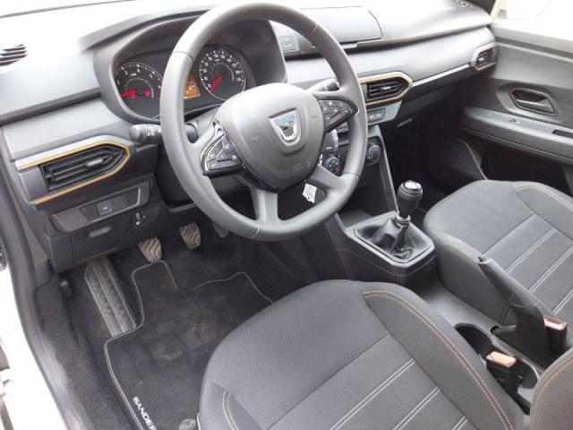 Dacia Sandero image 3