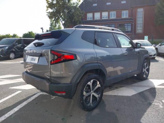 Dacia Duster image 1