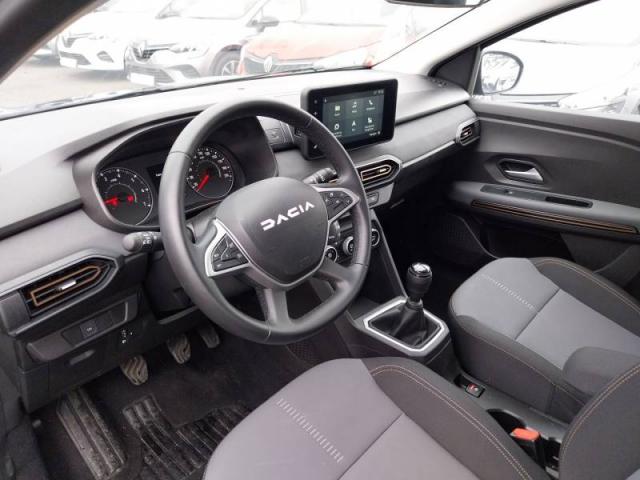 Dacia Sandero image 9