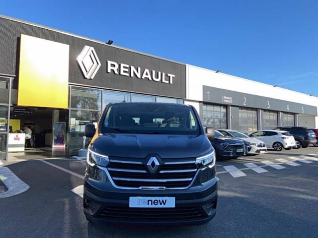 Renault Trafic image 2