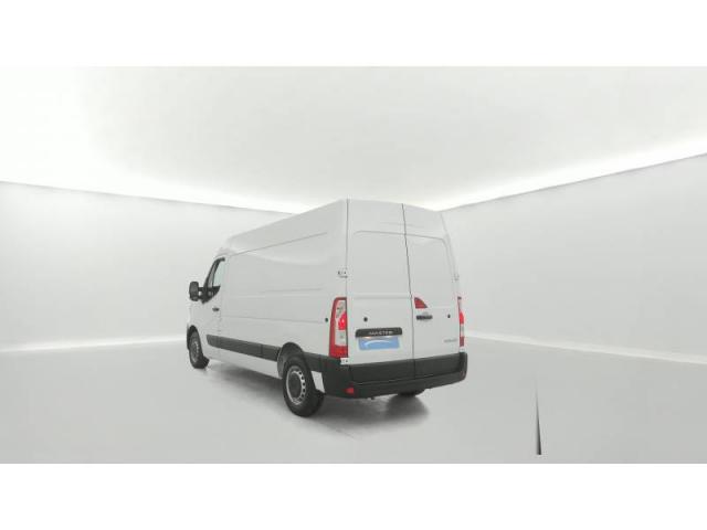 Renault Master image 2
