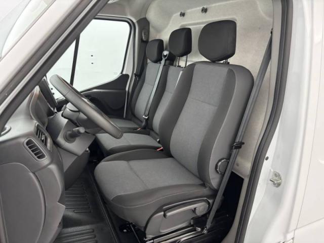 Renault Master image 3