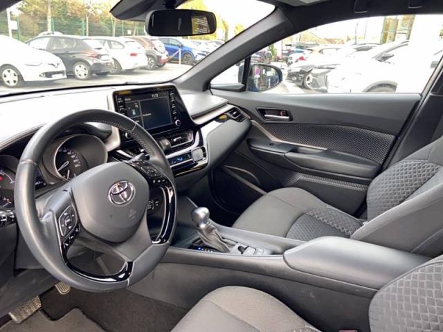 Toyota C-Hr image 7