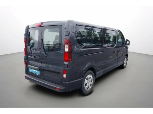 Renault Trafic image 2