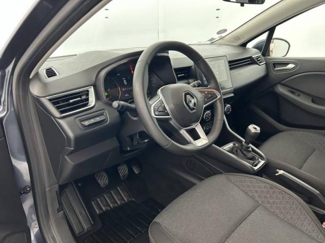 Renault Clio image 1