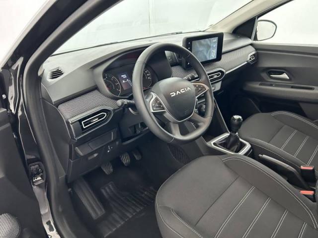 Dacia Sandero image 1