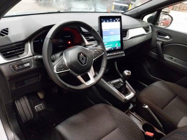 Renault Captur image 8