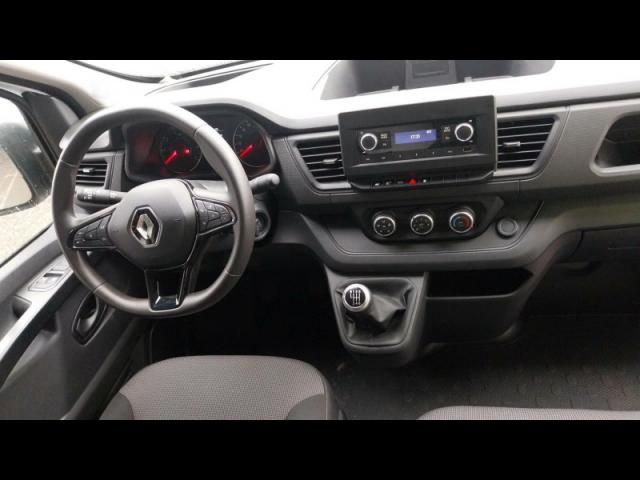Renault Trafic image 7