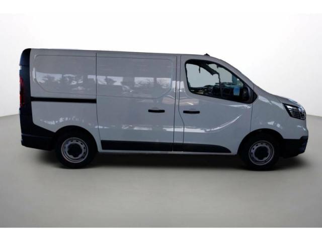 Renault Trafic image 1