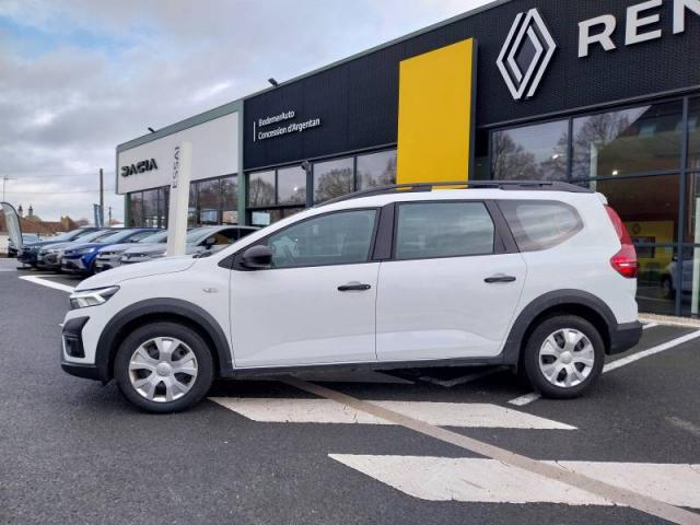 Dacia Jogger image 1