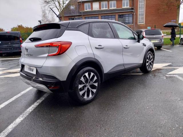 Renault Captur image 9