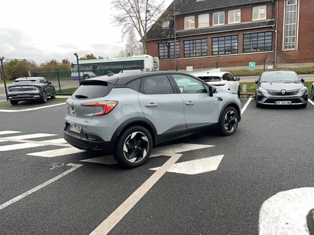 Renault Captur image 2