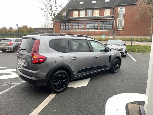 Dacia Jogger image 1