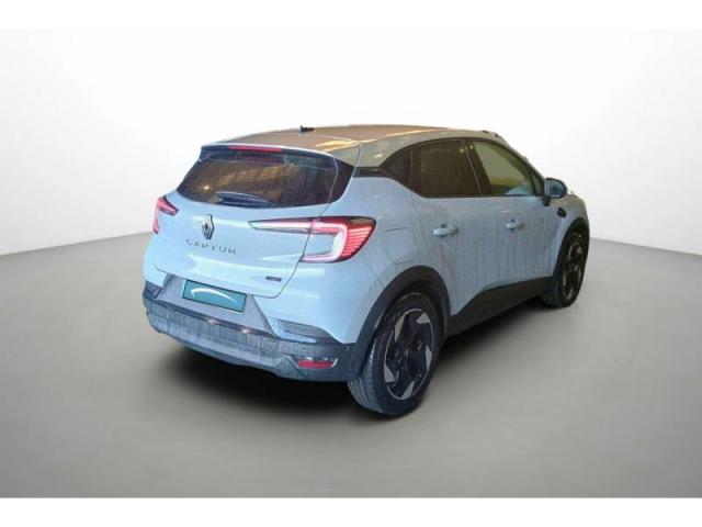 Renault Captur image 1