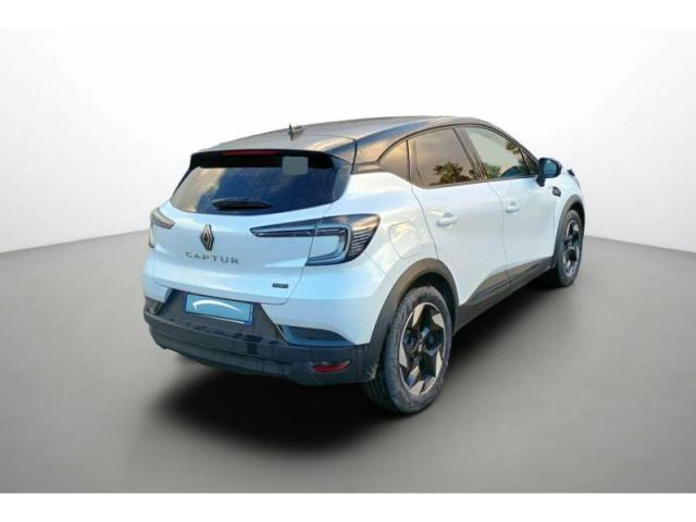 Renault Captur image 2
