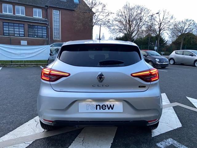 Renault Clio image 2