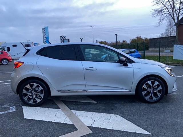 Renault Clio image 9