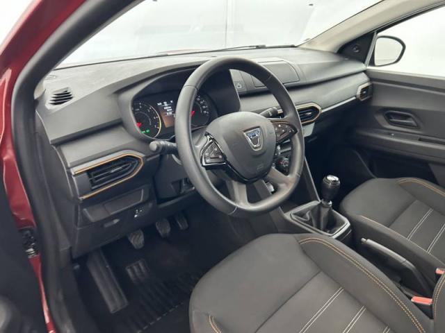 Dacia Sandero image 1