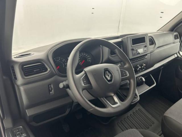 Renault Master image 7
