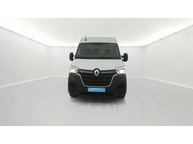 Renault Master image 2