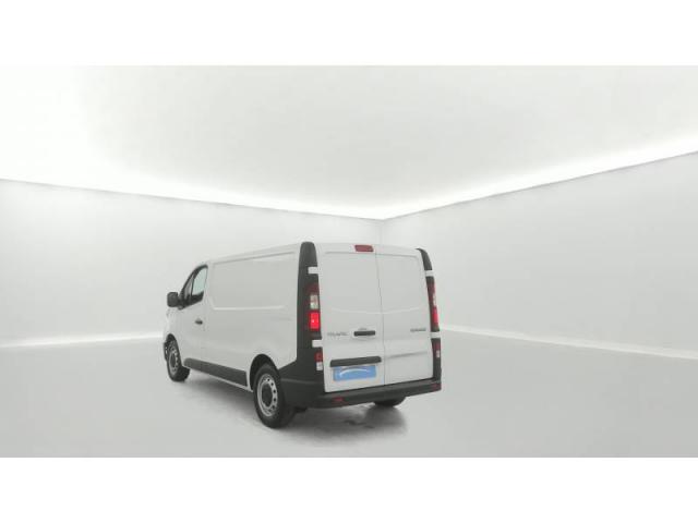 Renault Trafic image 1