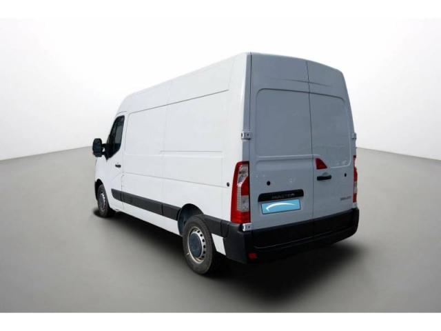 Renault Master image 2