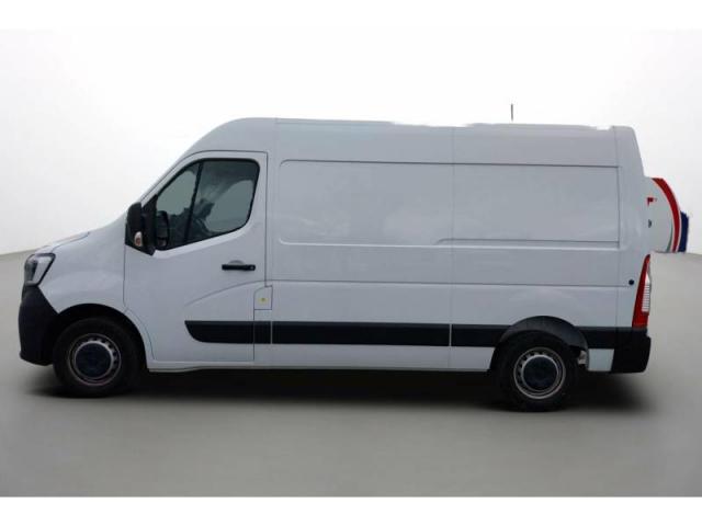 Renault Master image 2