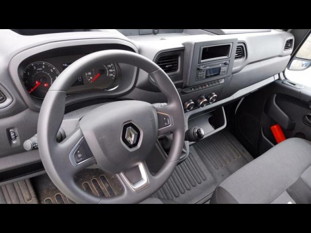 Renault Master image 3