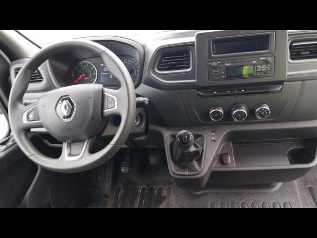 Renault Master image 8