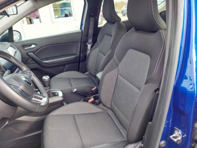 Renault Captur image 1