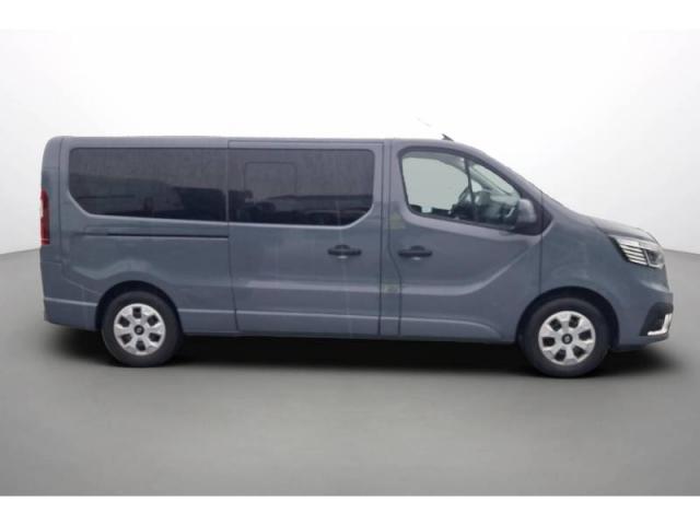 Renault Trafic image 8