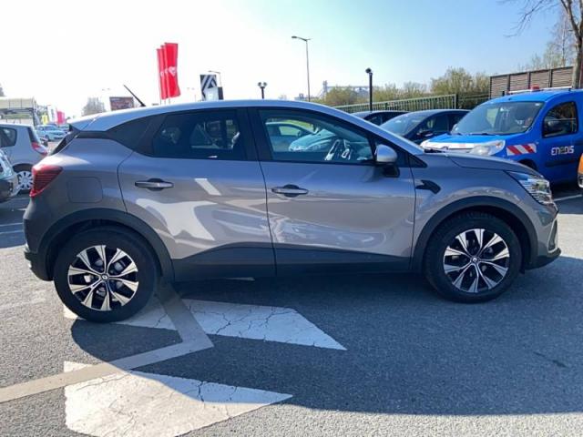 Renault Captur image 9