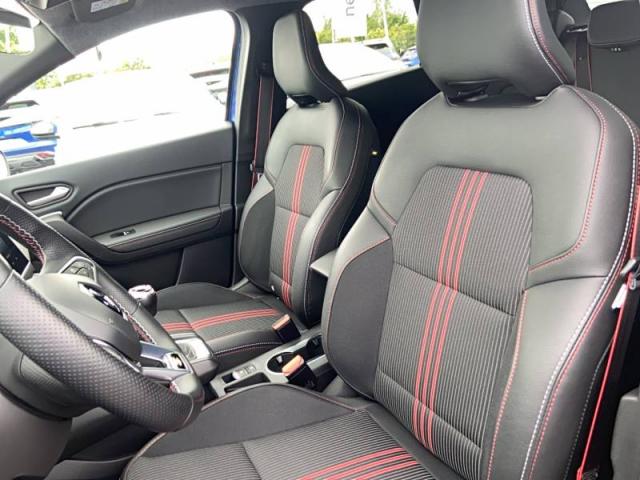 Renault Captur image 9