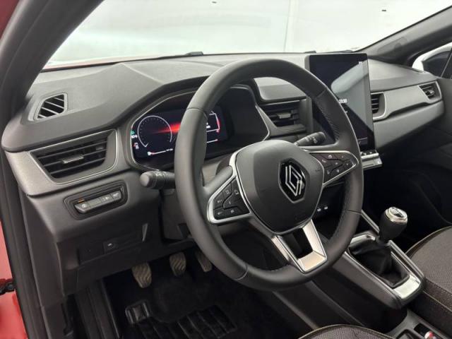 Renault Captur image 1